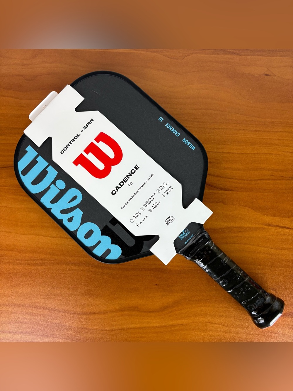 Wilson Cadence 16 Carbon Surface Pickleball Paddle